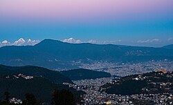 Kathmandu, die Hauptstadt von Nepal, cloudy morning valley