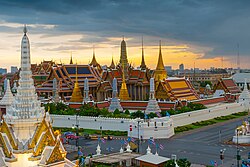 Bangkok, die Hauptstadt von Thailand, temple emerald buddha or wat phra kaew cropped