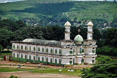 Landschaft in Benin, mosquee centrale natitingou joseph herve ahissou