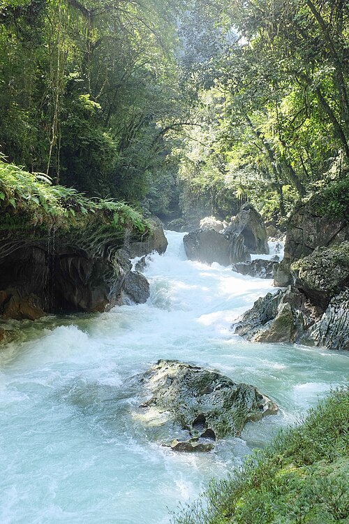 Landschaft in Guatemala, cahabón river semuc champey