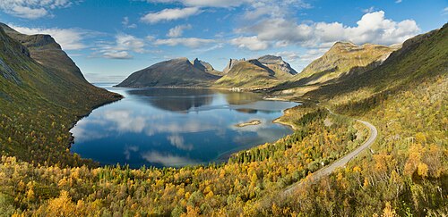 Landschaft in Norwegen, coastal landscape lekneset ørsta møre og romsdal may
