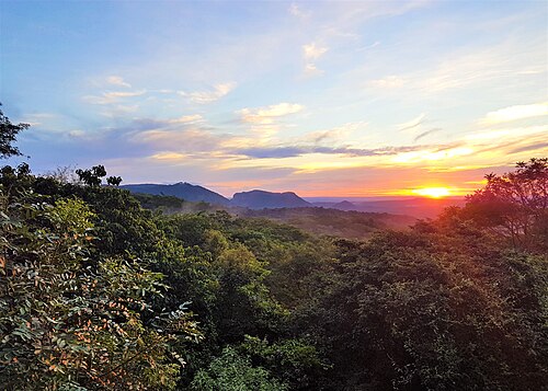 Landschaft in Paraguay, atardecer en la reserva mbatoví