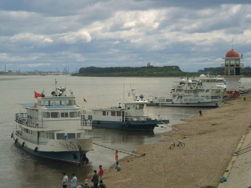The river Amur, heilongjiang shore